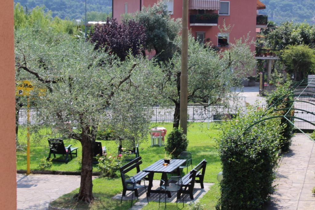 Villa Marina Torbole Sul Garda Kültér fotó